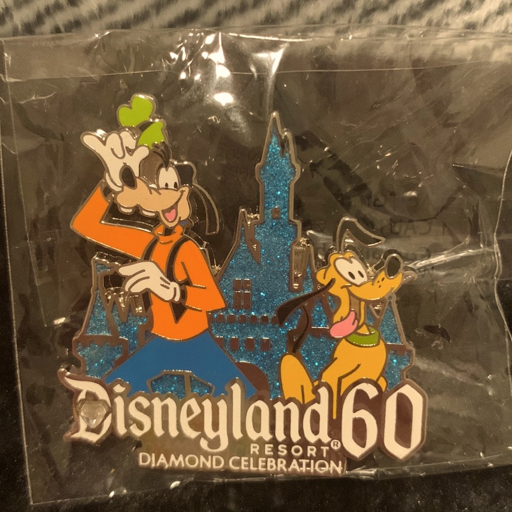 NEW Authentic Disneyland Resort 60th Diamond Celebration pin